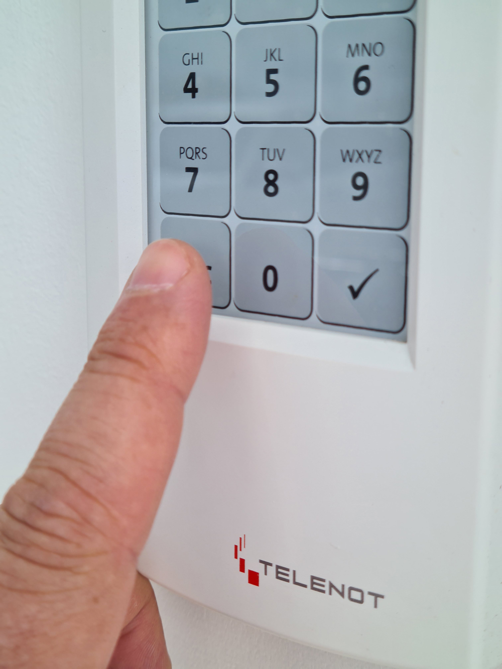 Einbruchmeldeanlage_Telenot